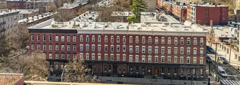 211 14th St, Hoboken, NJ 07030