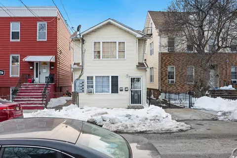 41-43 Storms Ave, Jc Journal Square, NJ 07306