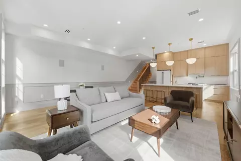 206 Sherman Ave #3, Jersey City, NJ 07307