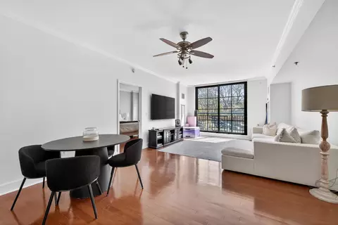 1025 Maxwell Ln #212, Hoboken, NJ 07030