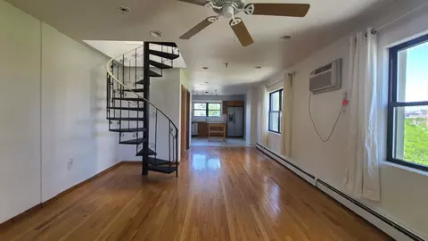 4905 Park Ave #4D, Union City, NJ 07087