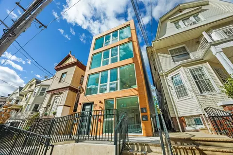 77 Van Reypen St #1, Jersey City, NJ 07306