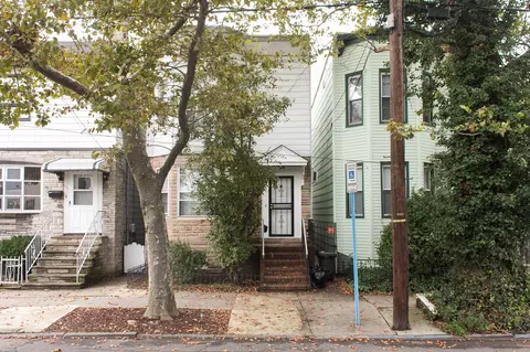 248 Neptune Ave, Jersey City, NJ 07305