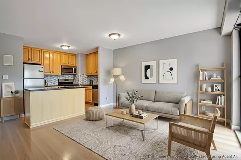 135 Montgomery St #8E, Jersey City, NJ 07302