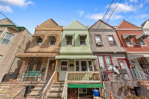 196 Union St, Jersey City, NJ 07304