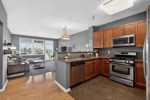 15 Enterprise Ct #208, Jersey City, NJ 07305