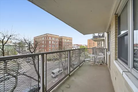 6600 Blvd E #5J, West New York, NJ 07093
