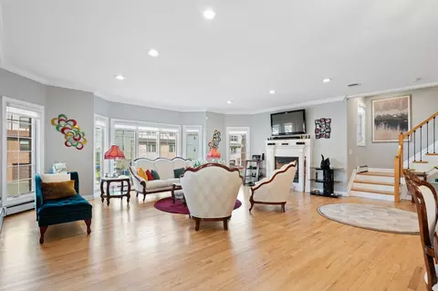 88 Myrtle Ave #B, Edgewater, NJ 07020