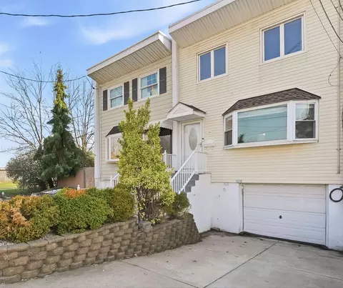 106 E 28th St, Bayonne, NJ 07002