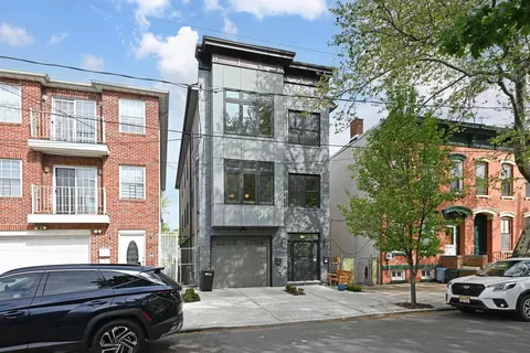 173 Halladay St #1, Jersey City, NJ 07304