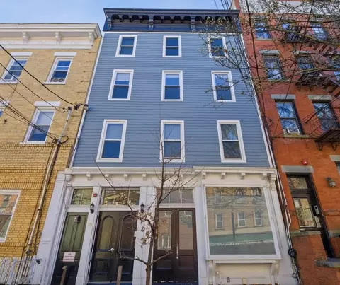 379 2nd St #3, Jersey City, NJ 07302