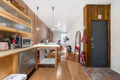 167 Christopher Columbus Dr #3R, Jersey City, NJ 07302