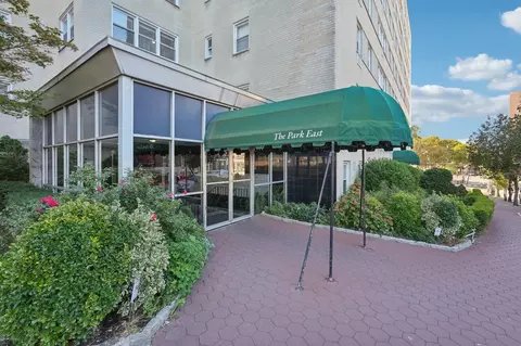 6010 Blvd E #54, West New York, NJ 07093