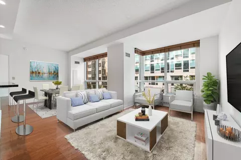 1 Shore Ln #316, Jersey City, NJ 07310