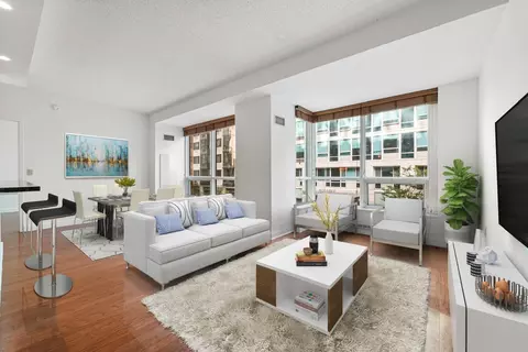 1 Shore Ln #316, Jersey City, NJ 07310