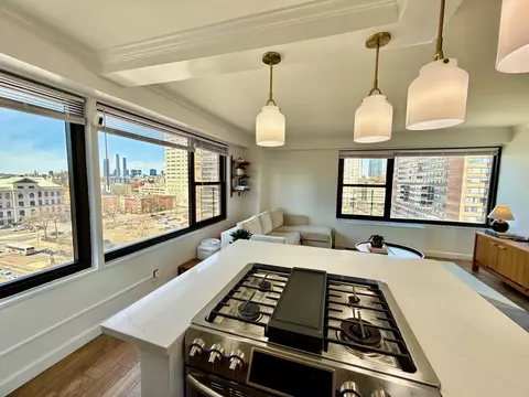 135 Montgomery St #10G, Jersey City, NJ 07302