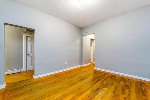 211 Myrtle Ave, Jersey City, NJ 07305