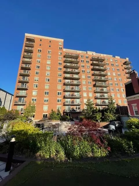 3312 Hudson Ave #6E, Union City, NJ 07087