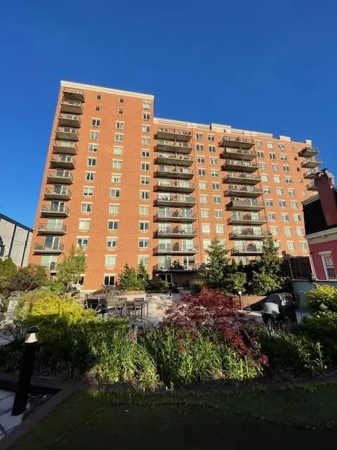 3312 Hudson Ave #6E, Union City, NJ 07087