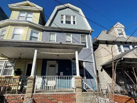 31 E 34th St, Bayonne, NJ 07002