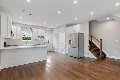 153 Laidlaw Ave #1, Jersey City, NJ 07306