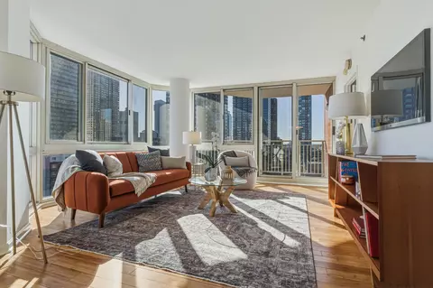 20 2nd St #1102, Jersey City, NJ 07302