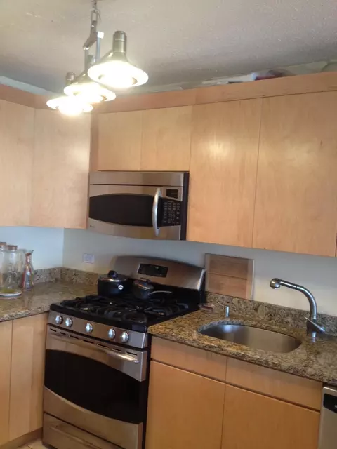 7004 Blvd E #27B, Guttenberg, NJ 07093