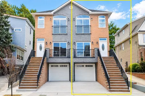 92 W 6th St #2, Bayonne, NJ 07002