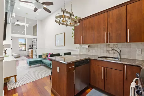 744 Park Ave #5L, Hoboken, NJ 07030