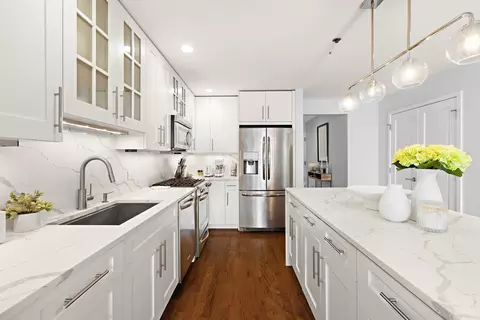 1125 Maxwell Ln #1115, Hoboken, NJ 07030