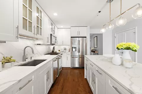 1125 Maxwell Ln #1115, Hoboken, NJ 07030