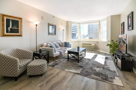 1 2nd St #1705, Jersey City, NJ 07302
