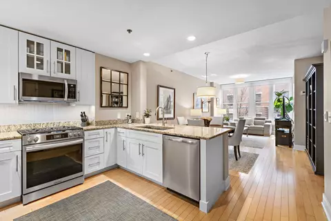 1125 Maxwell Ln #222, Hoboken, NJ 07030