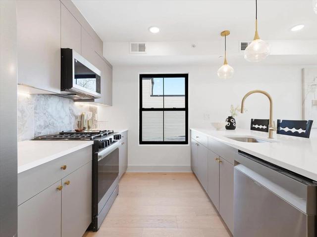 62 Gardner Ave #3, Jersey City, NJ 07304