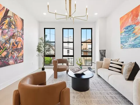 15 Manhattan Ave #2, Jersey City, NJ 07307