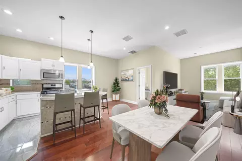 240 Clendenny Ave #5A, Jersey City, NJ 07304