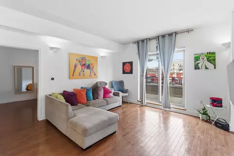 4315 Park Ave #2E, Union City, NJ 07087