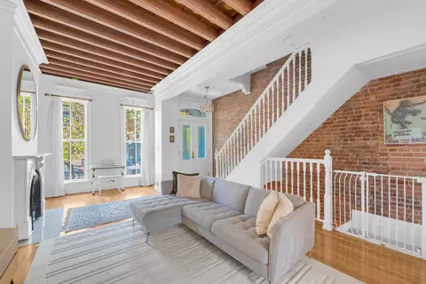614 5 Jersey Ave, Jersey City, NJ 07302