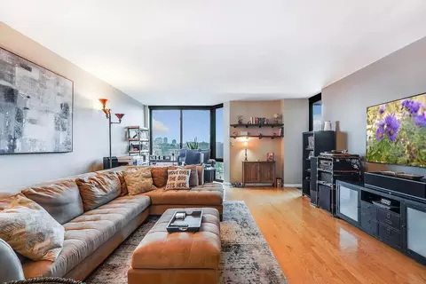 700 Grove St #12D, Jersey City, NJ 07310