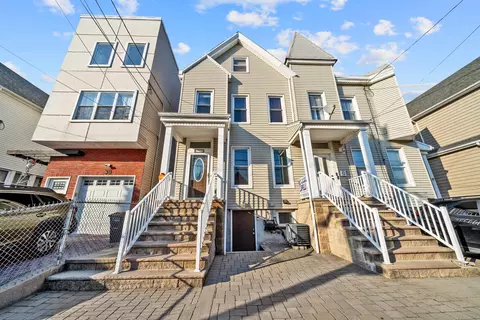 41 E 35th St, Bayonne, NJ 07002