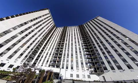 100 Manhattan Ave #1716, Union City, NJ 07087