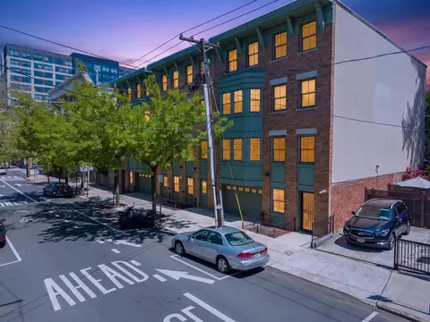 1313 Park Ave #2A, Hoboken, NJ 07030