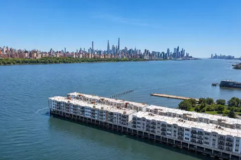 140 The Promenade, Edgewater, NJ 07020