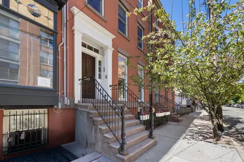 227 Montgomery St #1, Jersey City, NJ 07302