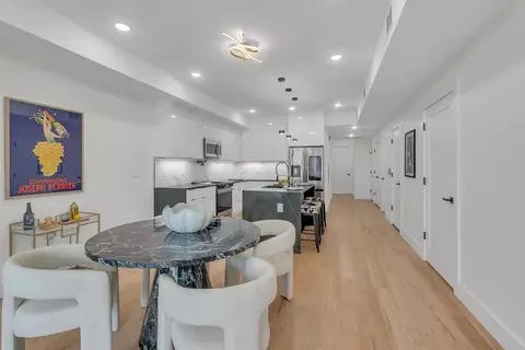 82 Pamrapo Ave #1, Jersey City, NJ 07305