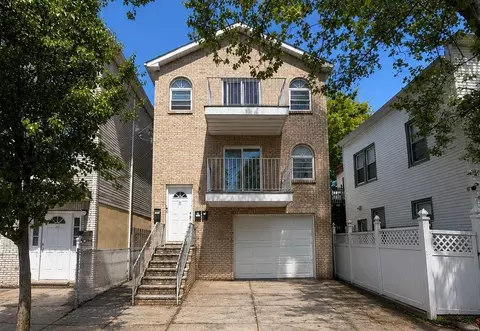 19 Parnell Pl, Jersey City, NJ 07305