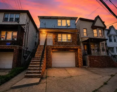 99 Old Bergen Rd, Jersey City, NJ 07305