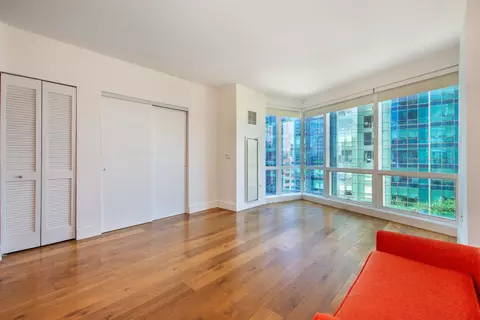 77 Hudson St #1701, Jersey City, NJ 07302