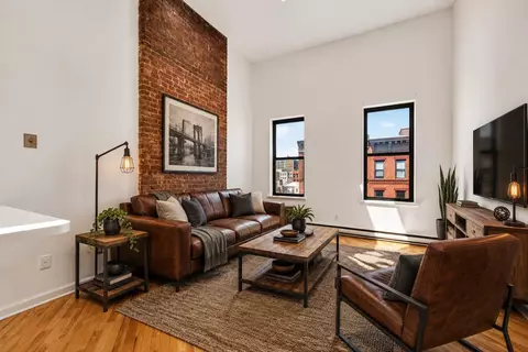 125 Willow Ave #5S, Hoboken, NJ 07030