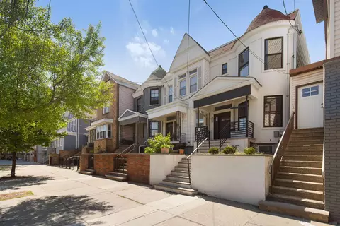 3459 Kennedy Blvd, Jersey City, NJ 07307